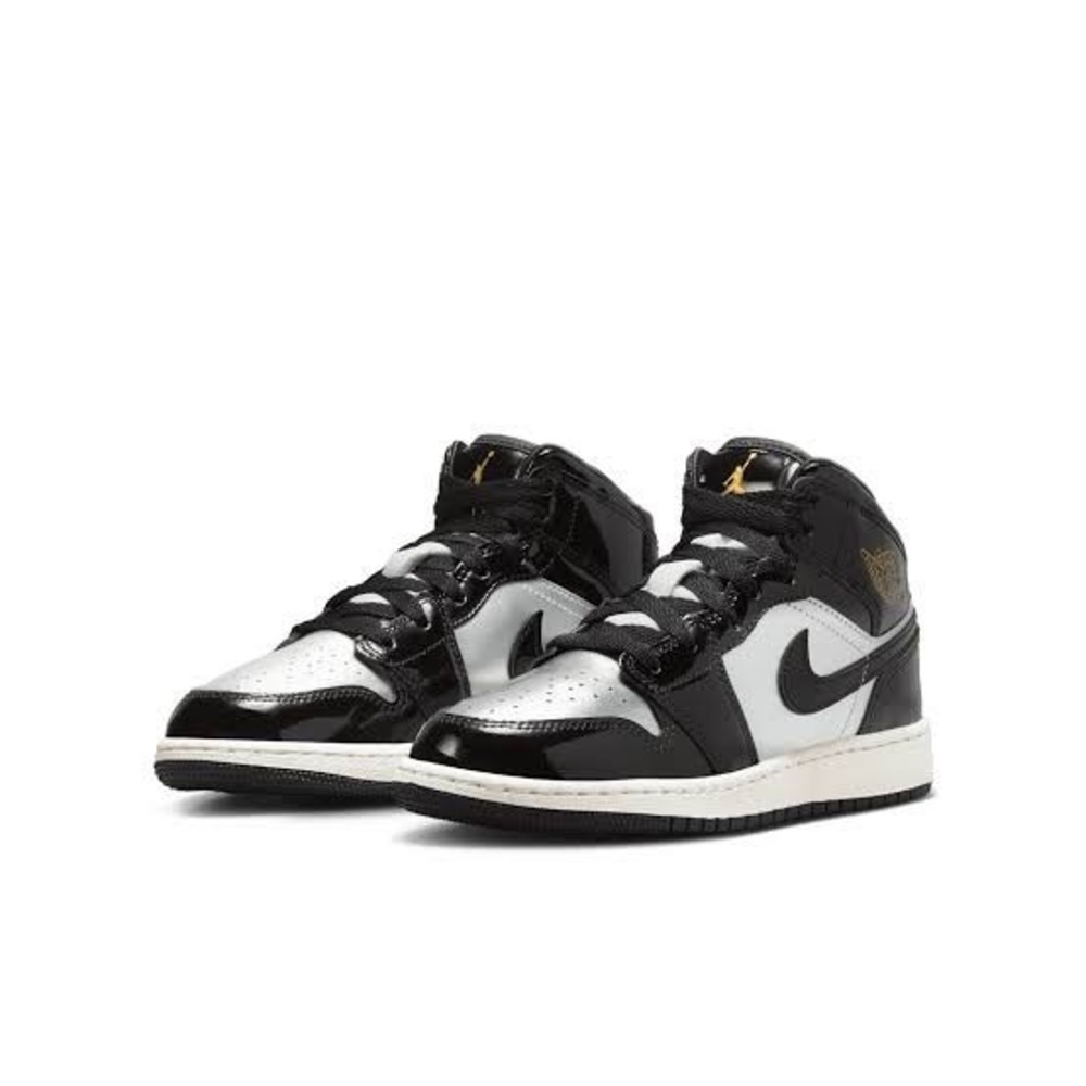 *NEW* 4.5 Youth Boy NIKE AIR JORDAN 1 MID BLACK/METALLIC GOLD (FZ3938 001)